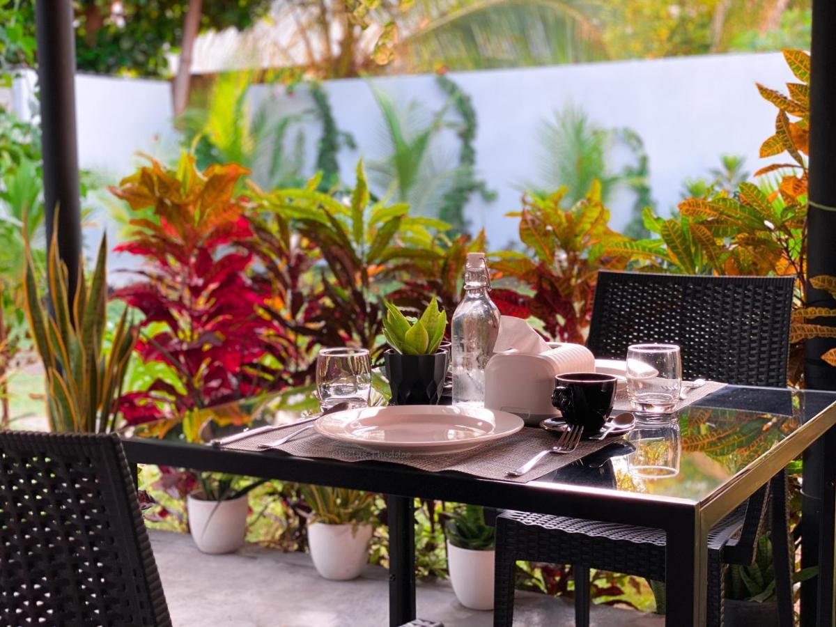 Hotel Chillax Thoddoo-Atoll Exterior foto